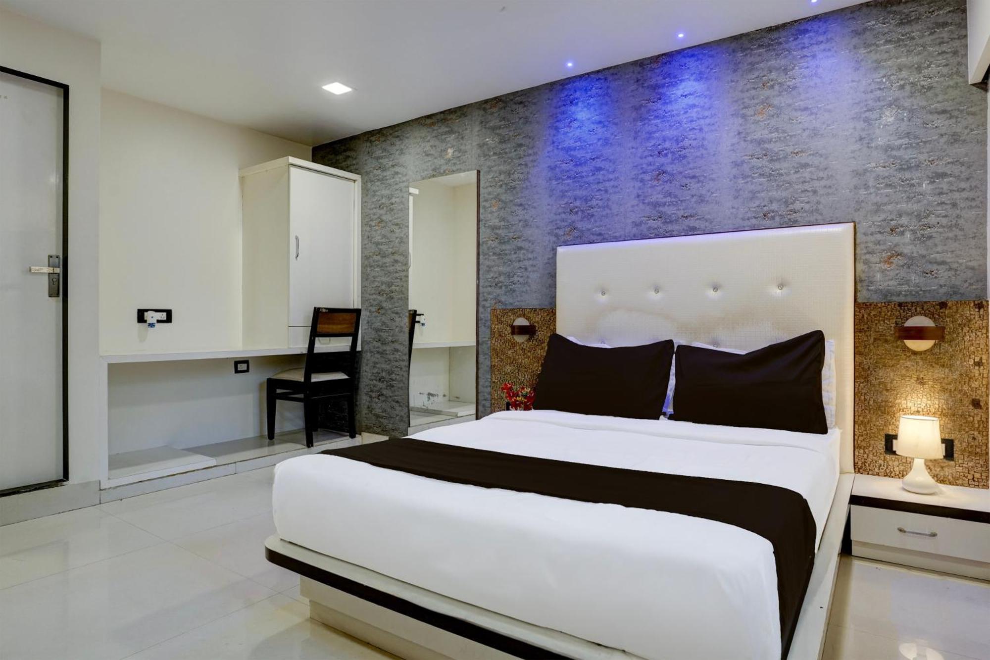 Hotel O Golden Star 孟买 外观 照片