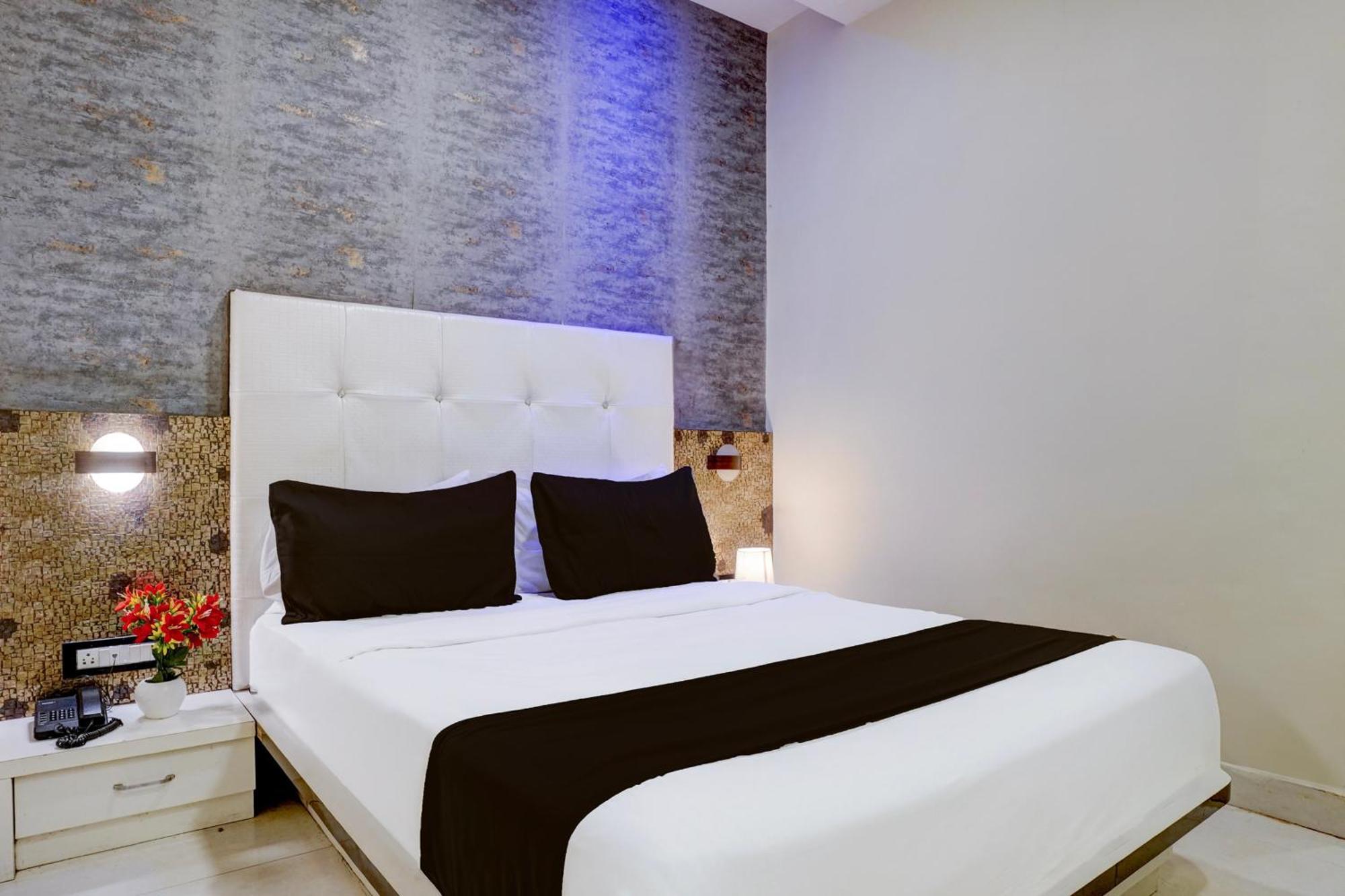 Hotel O Golden Star 孟买 外观 照片