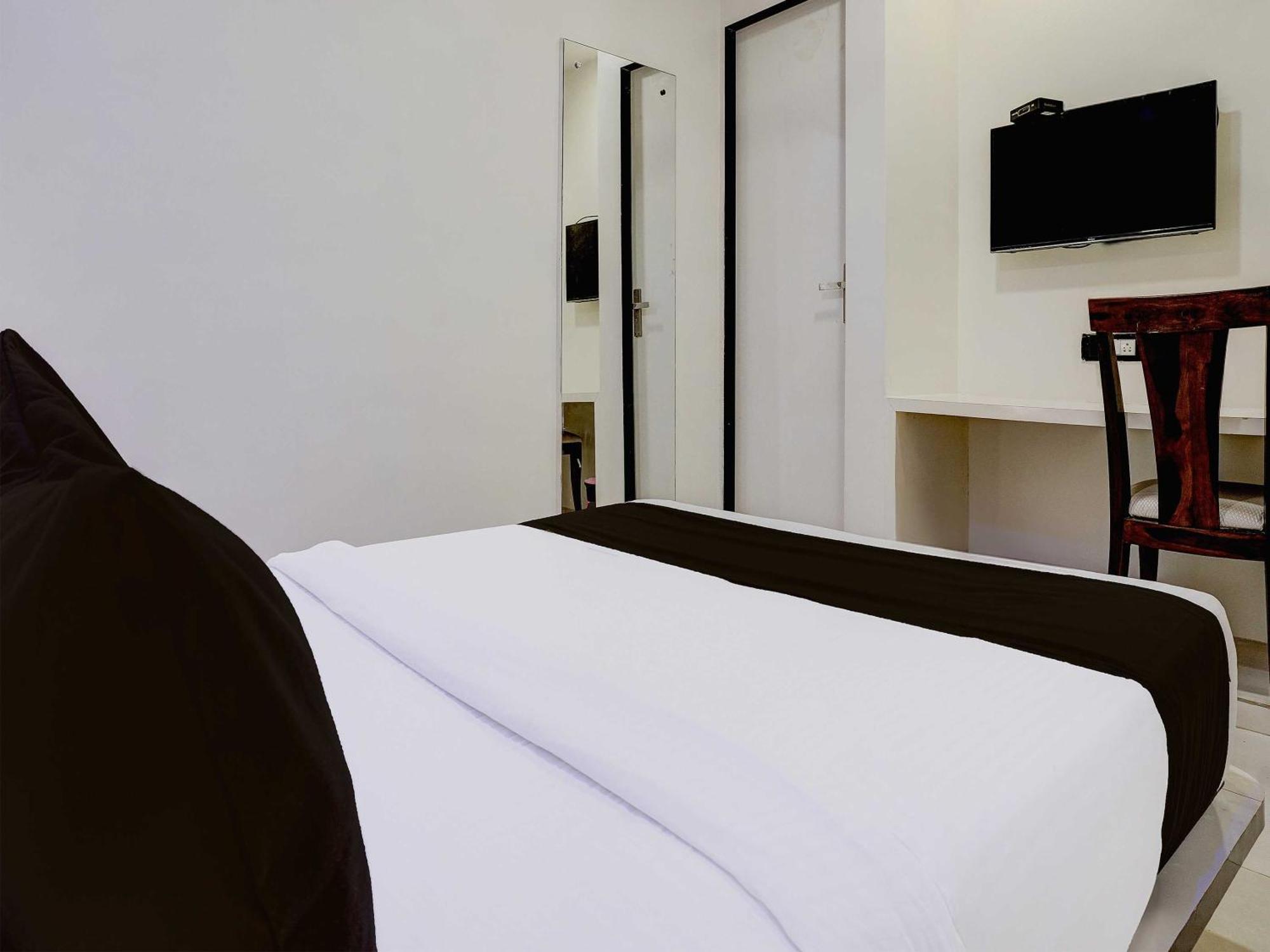 Hotel O Golden Star 孟买 外观 照片