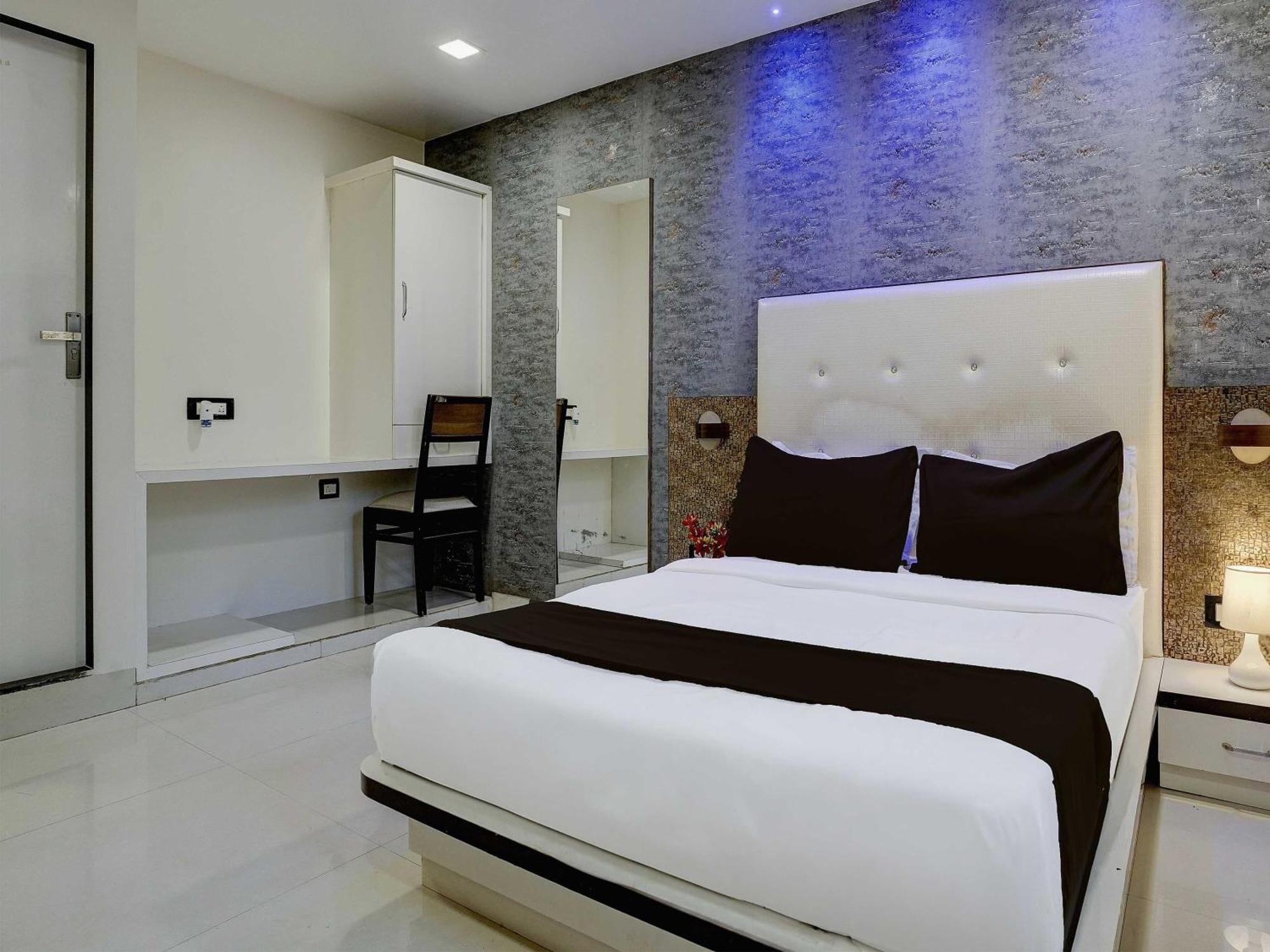 Hotel O Golden Star 孟买 外观 照片